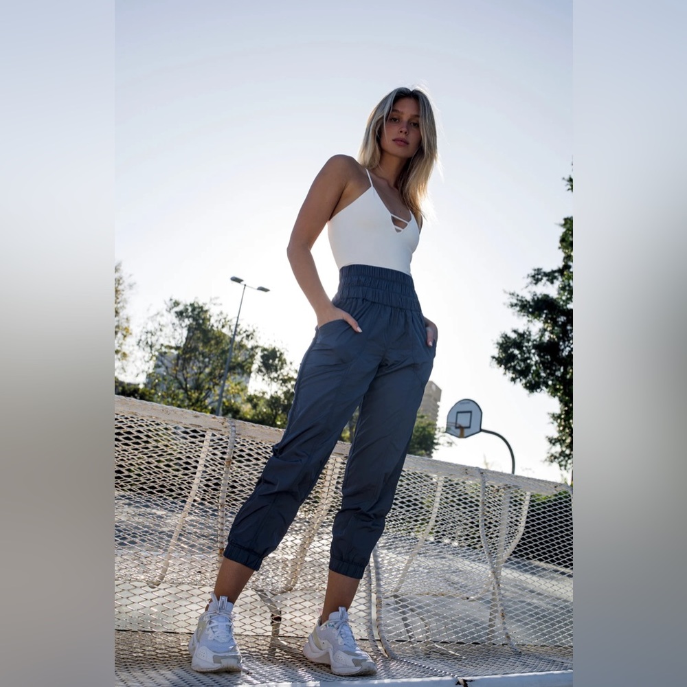 NWT Free People The Way Home Joggers in Deep Sea Blue Sweatpants - Picture 8 of 9